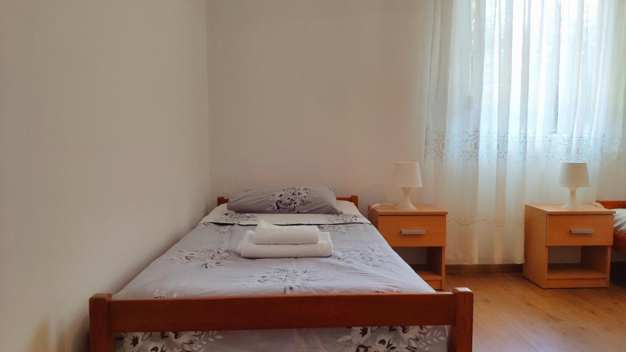 Apartman "Lima" Apartment Pula Exterior photo