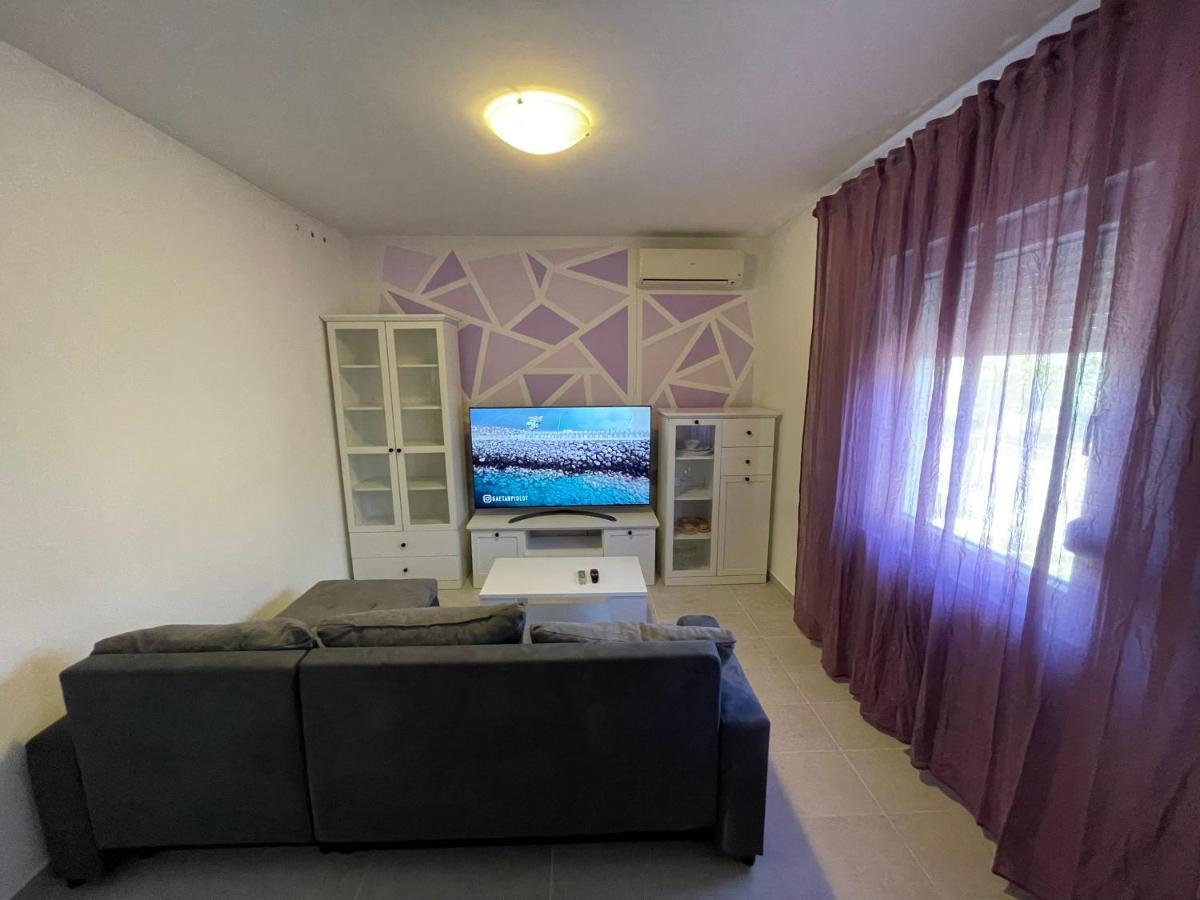 Apartman "Lima" Apartment Pula Exterior photo